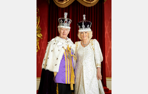 UN COUPLE ROYAL